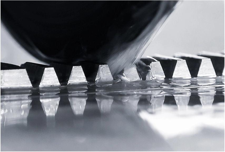 精密ラック歯研加工のイメージ（高精度ラックギヤ加工）